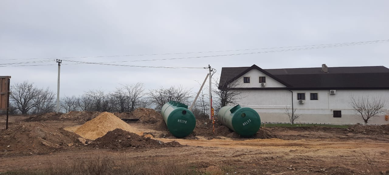 https://krasnodar.emkosti-kryma.ru/wp-content/uploads/sites/4/2021/06/ustanovka-livnevyh-ochistnyh-sooruzhenij-v-edinom-korpuse-kerch-6.jpeg