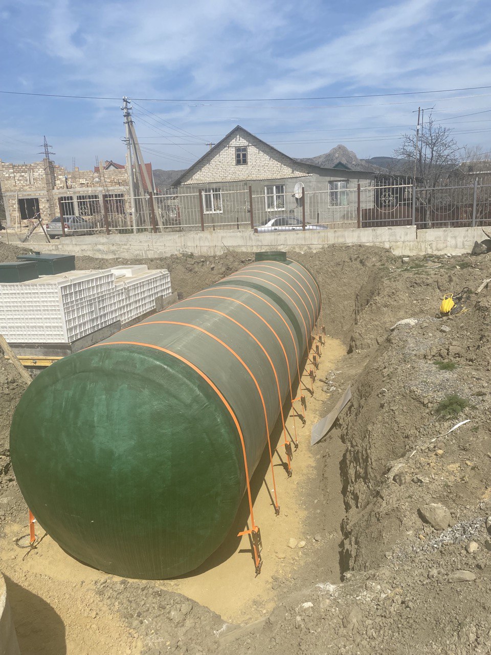 https://krasnodar.emkosti-kryma.ru/wp-content/uploads/sites/4/2022/09/emkost-stekloplastikovaya-3.jpg